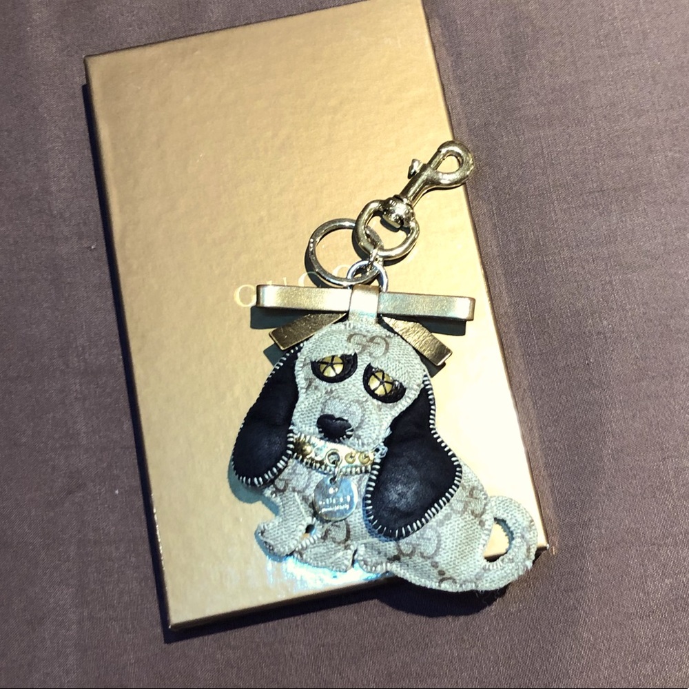 GUCCI SAM (the beagle) bag charm/key ring